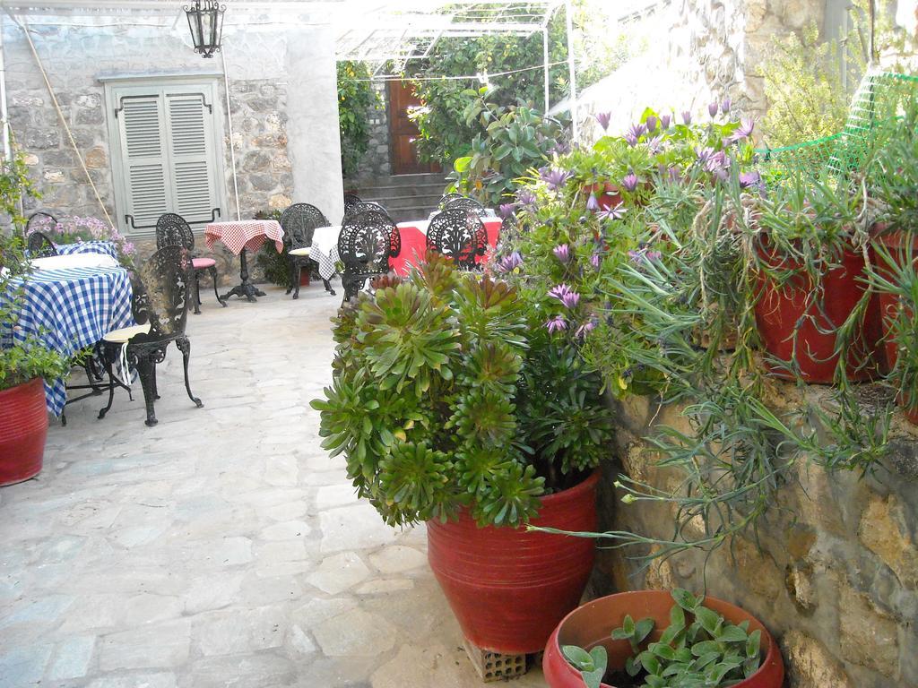 Theano Guesthouse Hidra Exterior foto